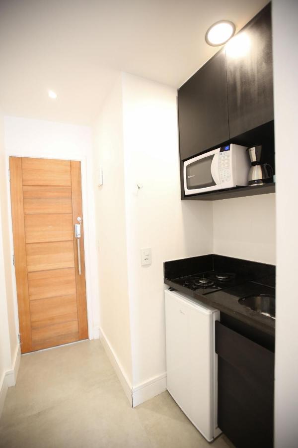 Unhotel - Aluguel De Temporada Avenida Atlantica, Posto 6 - Praia De Copacabana Ріо-де-Жанейро Екстер'єр фото